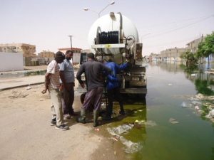 شركة المياه والصرف سبها تستلم مضخات لقطاع الصرف الصحي