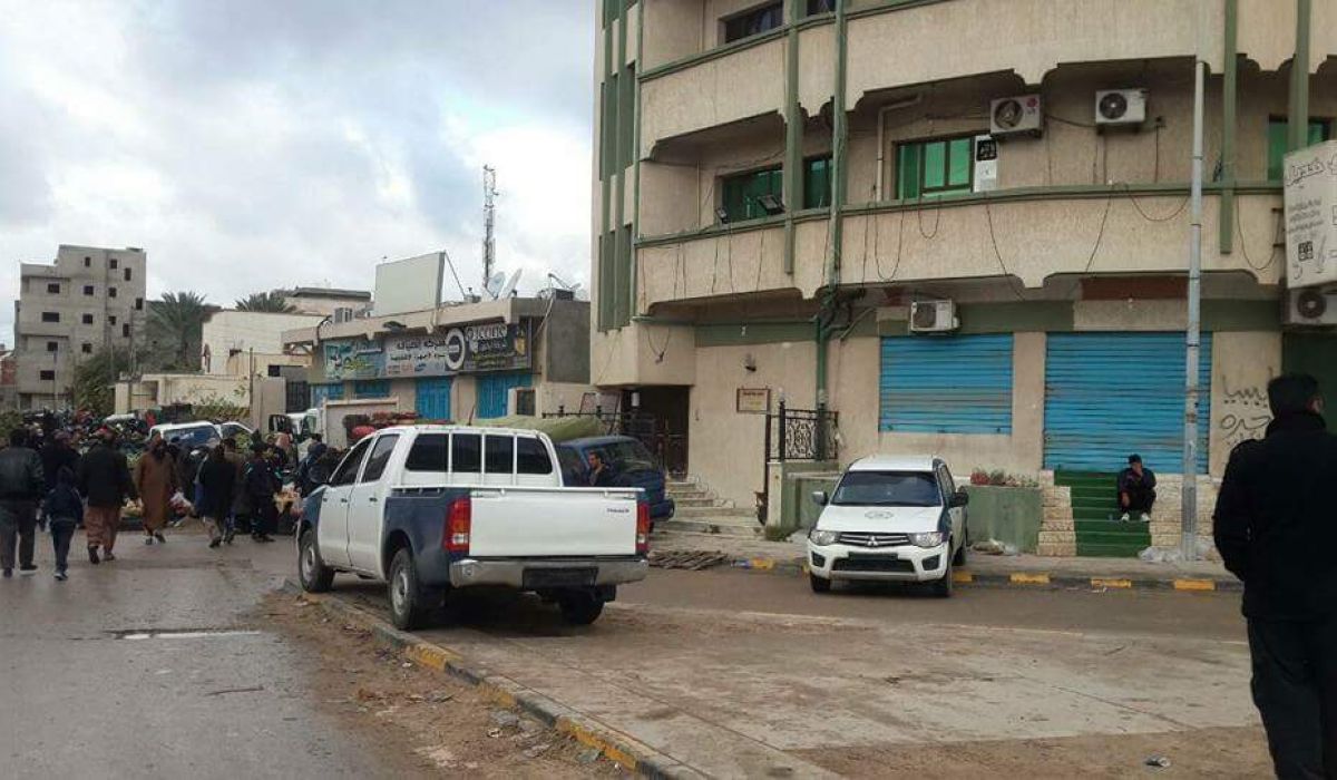 إدارة الدعم تزيل البناء العشوائي ببلدية سوق الجمعة 