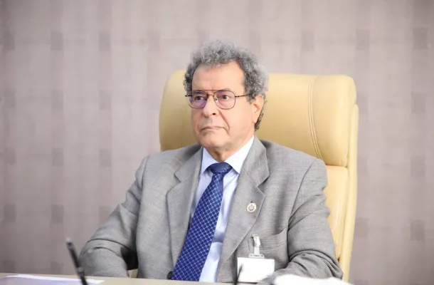 حصري.. بالمستندات.. فساد "عبدالله قادربوه" رئيس هيئة الرقابة الإدارية