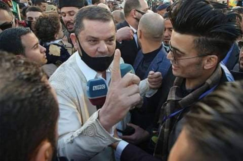 تايمز أوف مالطا : " الدبيبة " يتهم مالطا بأنها لاتبدي اي إحترام لحاملي جوازات السفر الليبية