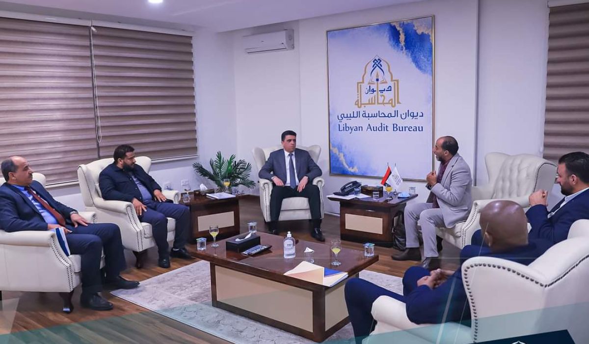 "شكشك" يبحث مع وكيل وزارة الصحة لشؤون المراكز الطبية آلية توطين العلاج بالداخل