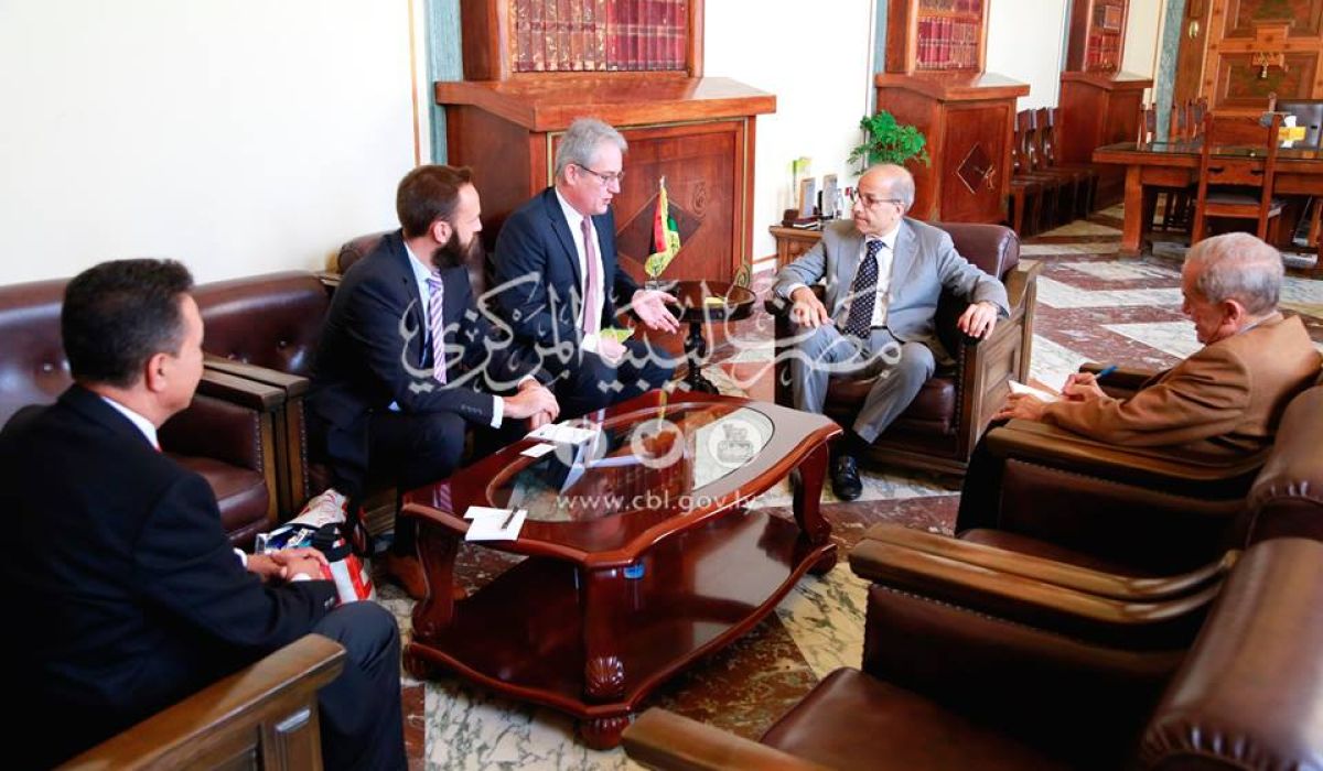 الكبير يبحث مع السفير النمساوي تذليل الصعاب المالية لعودة الشركات النمساوية للعمل في ليبيا