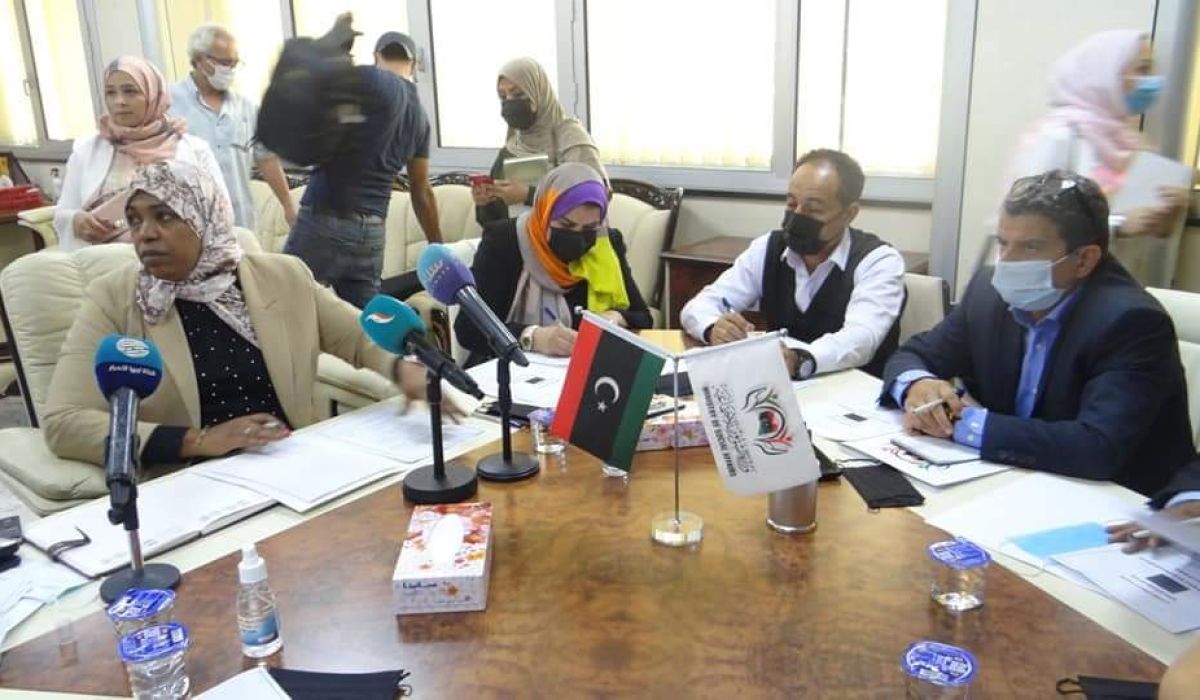 الشؤون الاجتماعية بالوفاق تبحث المستجدات المتعلقة بمنحة الزوجة والأبناء