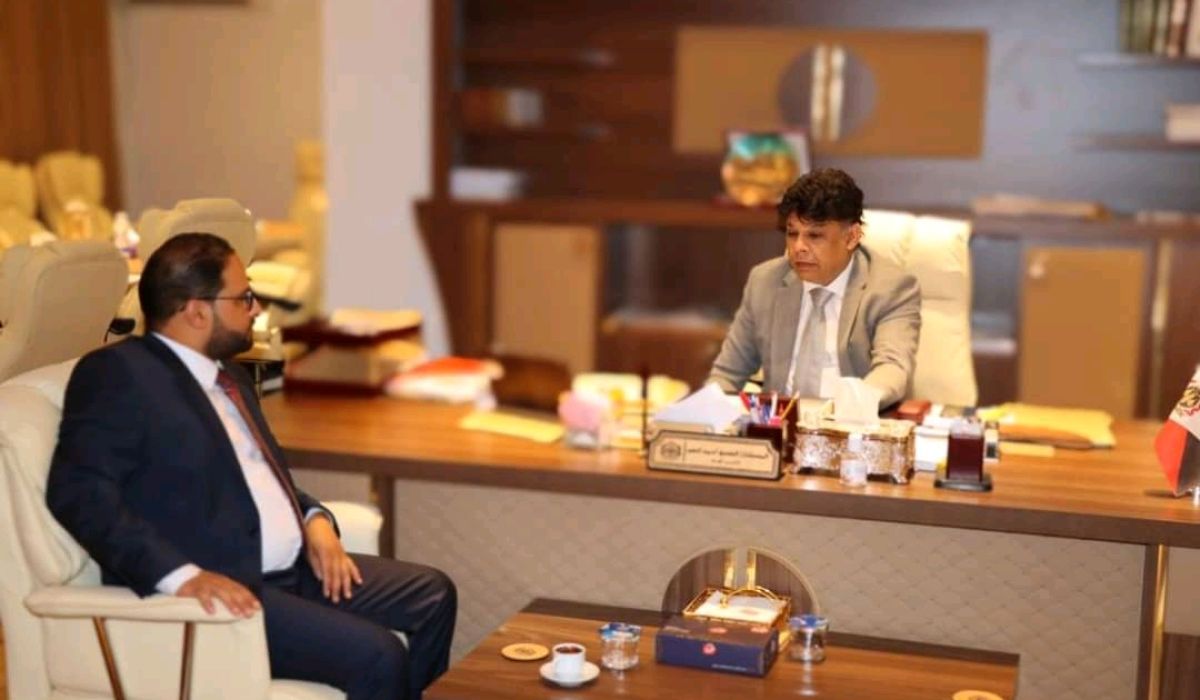 الصور يناقش مع وزير الثروة البحرية ملف توزيع الحصص العائدة لملاك مراكب السفن وصيد سمكة التونة