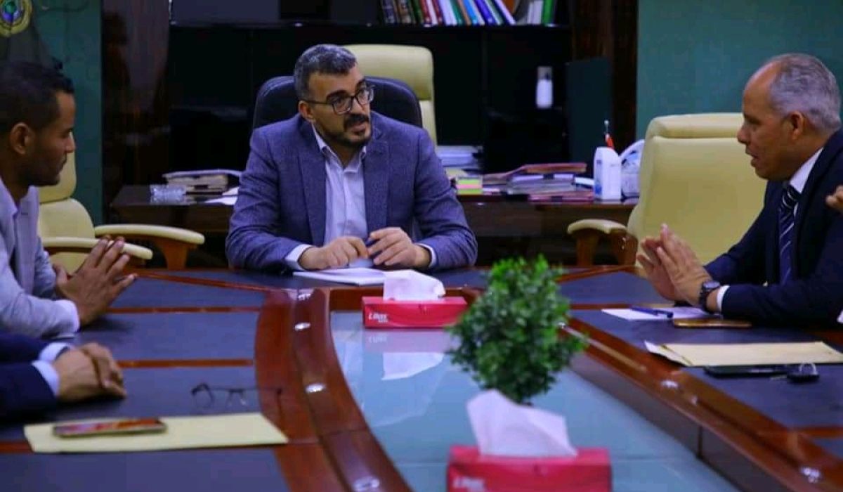 "التومي" يلتقي برئيس المجلس التسييري لبلدية سبها