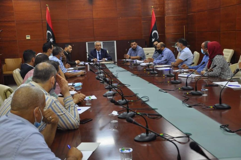 الحويج يقوم بتشكيل لجنة تتولى دراسة تكلفة الخبز وتسعير مادة الدقيق