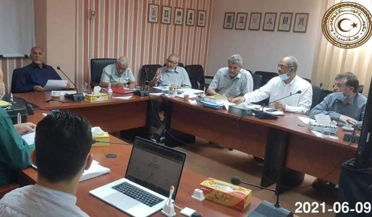 وزارة الاقتصاد والتجارة تبحث مع مجمع اللغة العربية السلامة اللغوية للأسماء التجارية