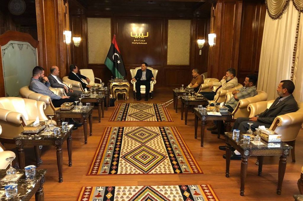 ديوان المحاسبة يحمل الرئاسي مسؤولية التأخر في توريد السلع الأساسية