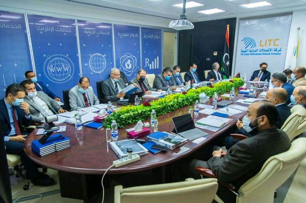 حصري: مدير مكتب محافظ المركزي بطرابلس "التونسي" يصرح لصدى ويؤكد أن الكمية الأولية المتعاقد عليها من فئة العملة الجديدة 5 دينار تبلغ 5 مليار دينار