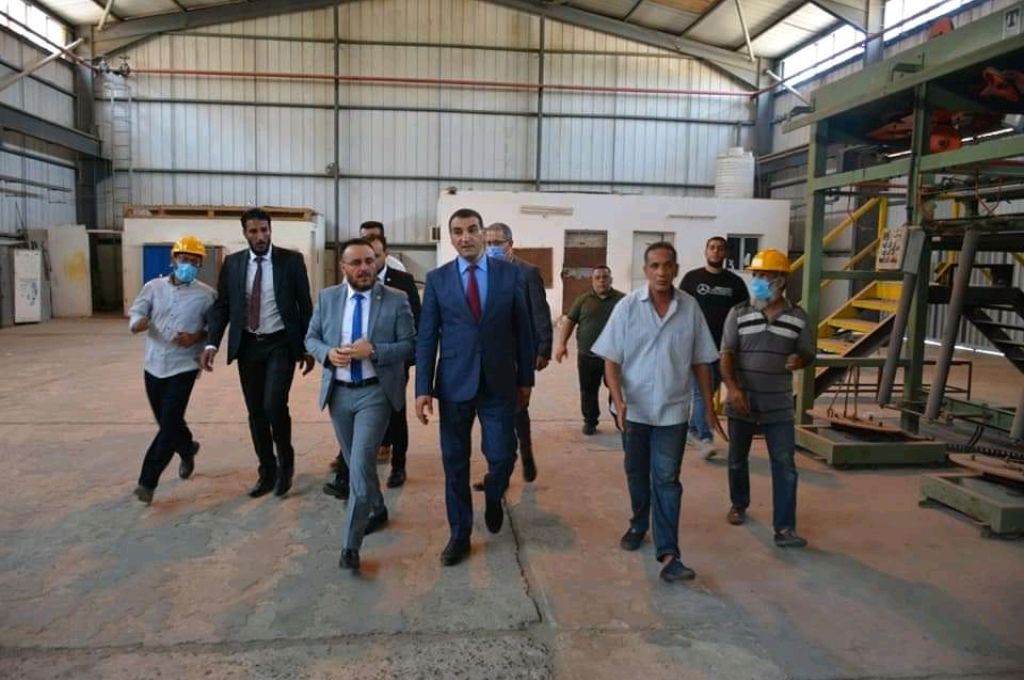 الصناعة والمعادن تعيد تشغيل مصنع الأكسجين والذي سينتج نحو مئتي أسطوانة