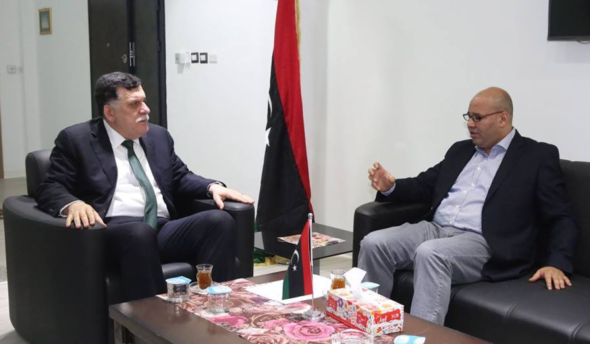السراج والمجبري يبحثان الترتيبات المالية للعام 2018 وتوفير السلع في رمضان المبارك