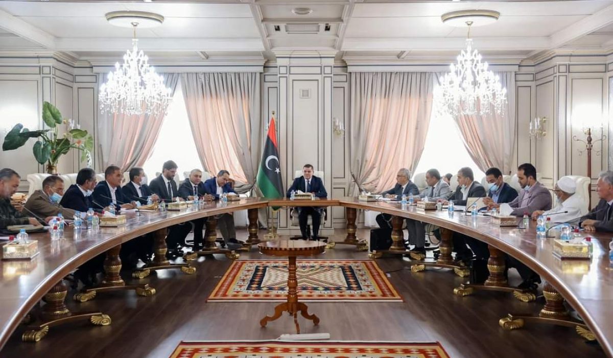 الدبيبة يجتمع مع وفداً من مدينة غريان لمناقشة عدة مواضيع