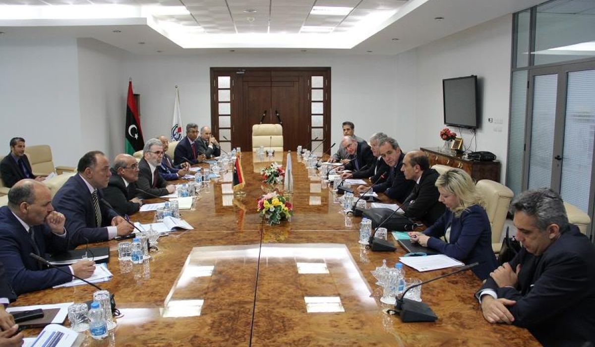 صنع الله يناقش مع مسؤولي شركتيْ بي بي البريطانية وإيني الإيطالية استئناف أعمال الاستكشاف في ليبيا