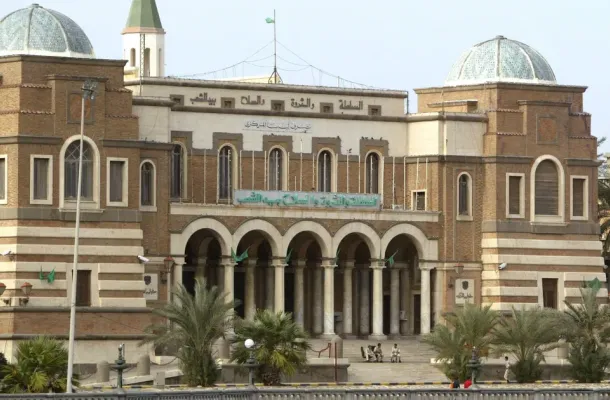 خاص.. اعتقال مدير عام مصرف الجمهورية السابق “عبدالرزاق الترهوني” ضمن حملة واسعة لتطهير القطاع المصرفي والتحقيقات مستمرة