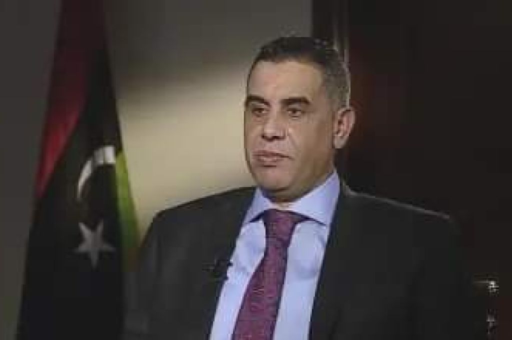 خاص.. فريق السيولة بالمركزي يكشف تسليم اصدار غريان 10 مليون لفروع التجاري بالجبل الغربي