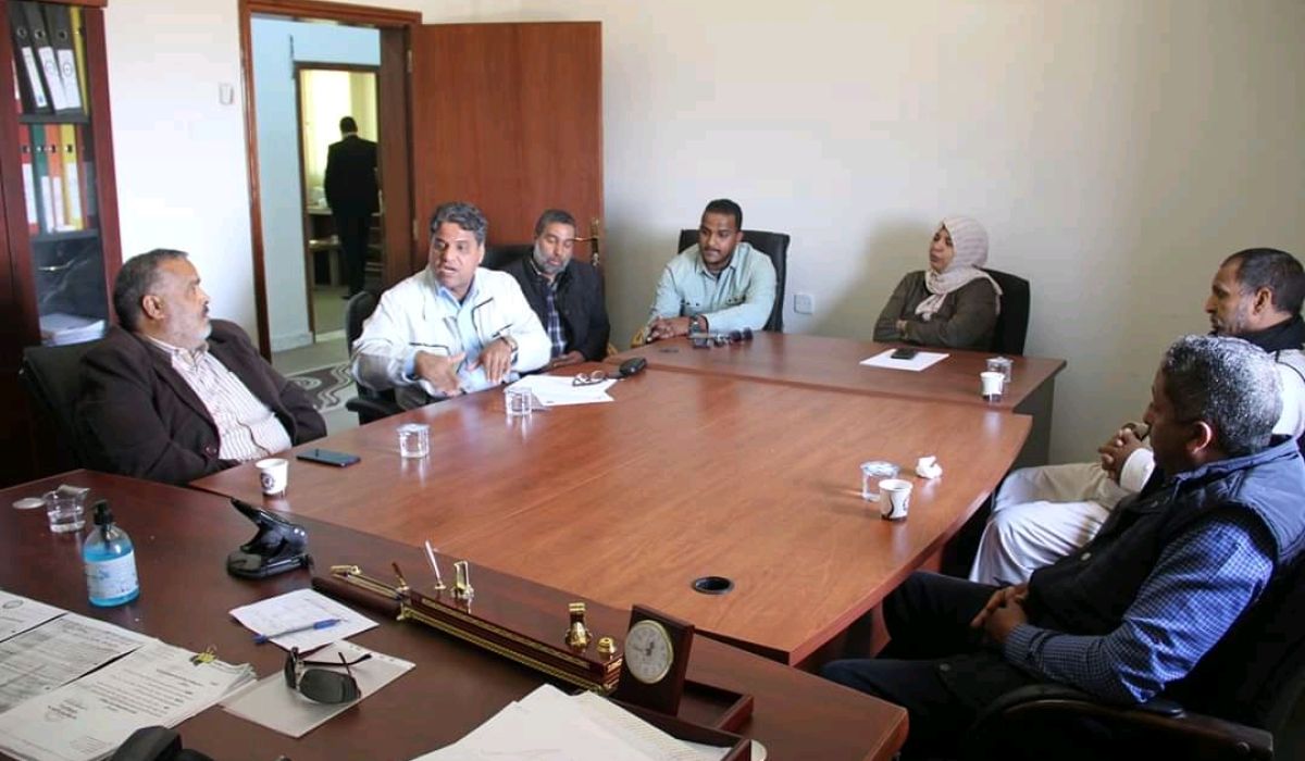 بلدي جالو يجتمع لمناقشة مشاركة البلدية بمهرجان القاهرة للتمور