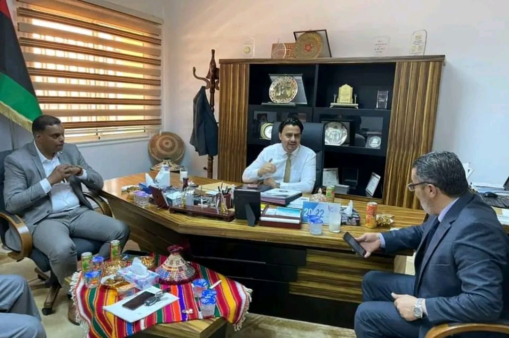 "التومي" يبحث مع عمداء بلديات طرابلس جملة من المواضيع ذات العلاقة بالإدارة المحلية