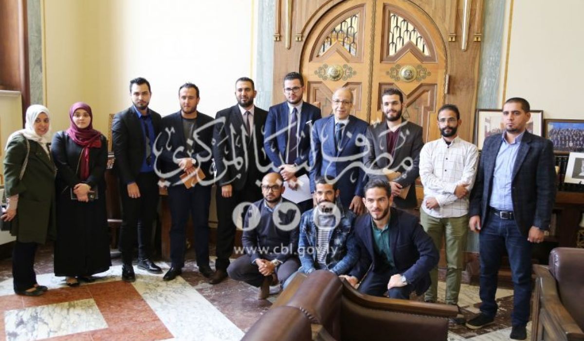 الصديق الكبير يلتقي اتحاد عام طلبة ليبيا
