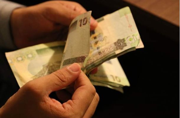الشحاتي يكتب: دور المصرف المركزي الأسود الافتراضي في سعر الصرف