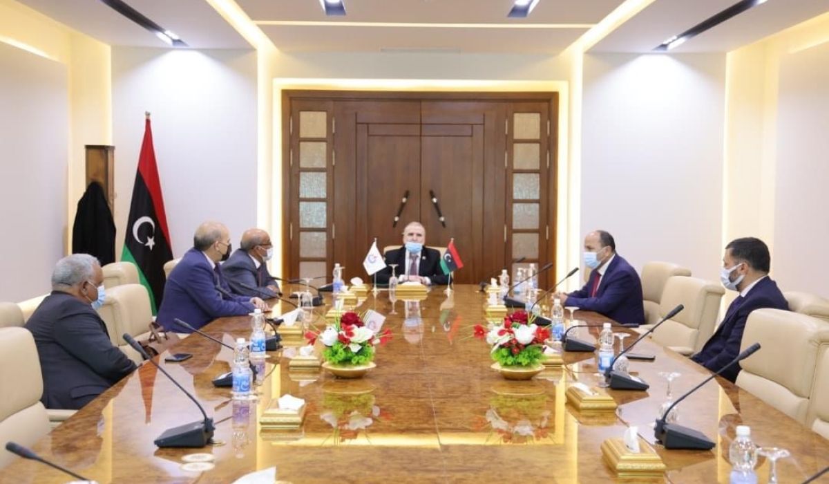 الوطنية للنفط تجتمع بلجنة الإدارة لشركة مليته للنفط والغاز