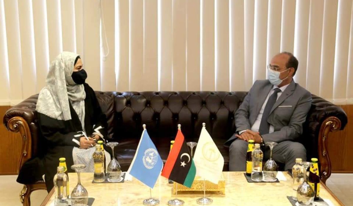 رئيس المجلس التسييري لبلدية بنغازي يناقش مع مدير مكتب منظمة اليونسيف الأعمال والمشاريع التي تقوم بها المنظمة
