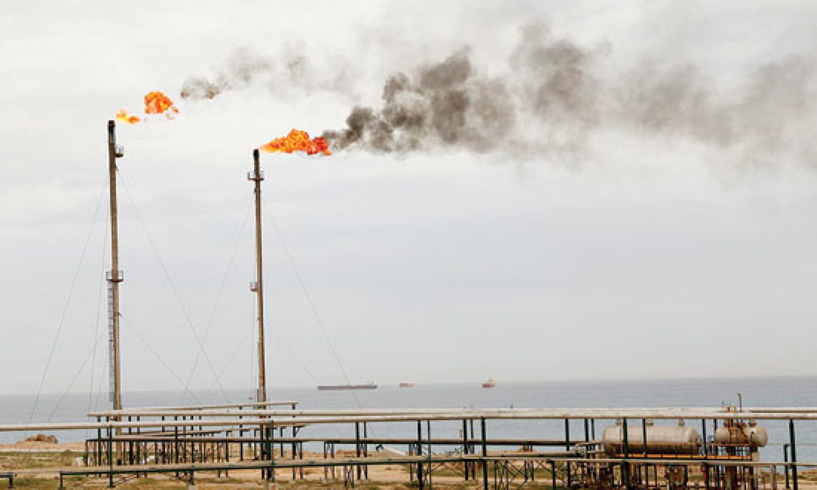 توقعات بتفاقم مشاكل النفط في ليبيا مع ندرة الوقود