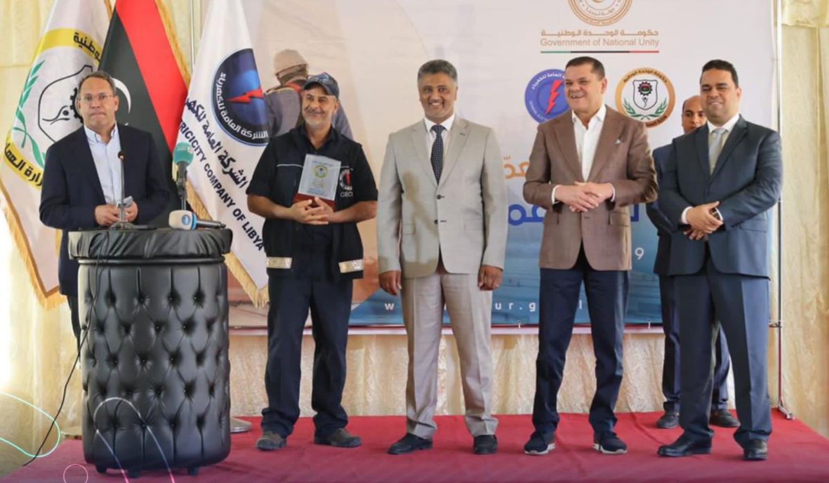 رئيس حكومة الوحدة الوطنية يشارك في احتفالية يوم العُمّال بمحطة غرب طرابلس