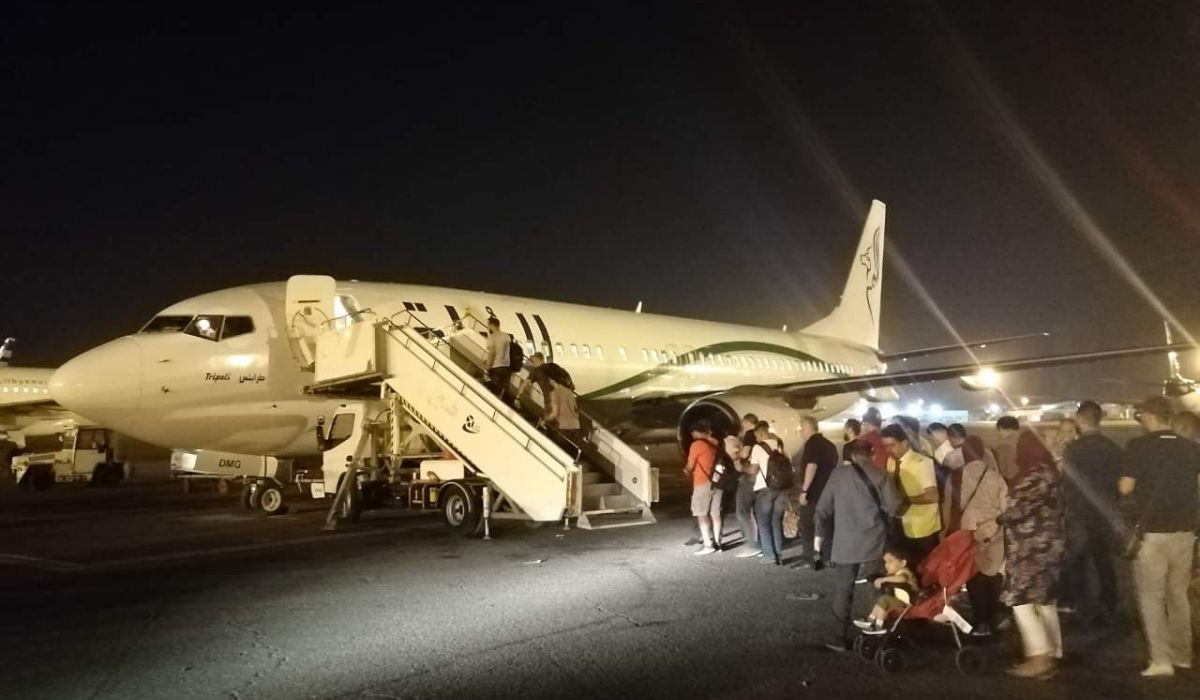 عودة الملاحة الجوية بمطار معيتيقة