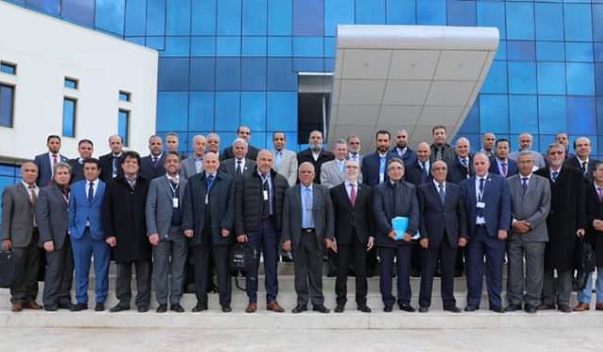 شركة أكاكوس للنفط تعقد اجتماعها السنوي لسنة 2019 لمناقشة التحول الرقمي والطاقات النظيفة
