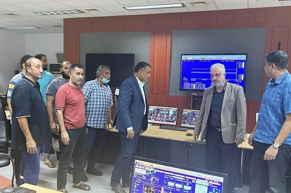 الصناعة والمعادن تبحث كيفية تشغيل الشركات المتعثرة