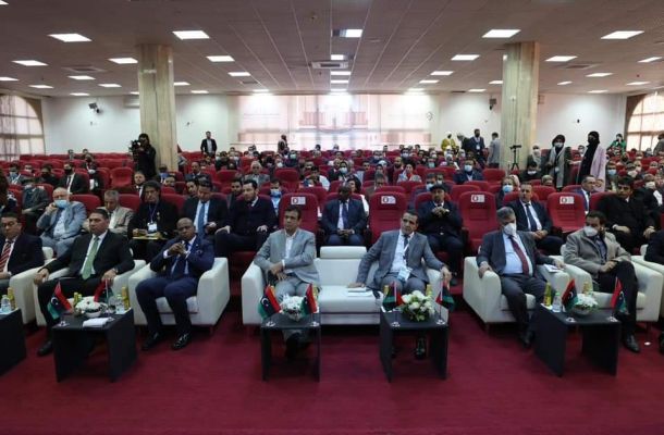 المركزي ينشر تفاصيل طلبات فتح الاعتمادات المستندية