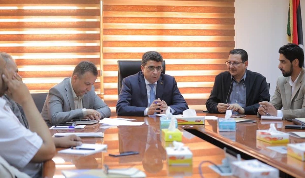 "شكشك" يجري اجتماعاً لمناقشة آخر مستجدات مشروع التحول الرقمي بديوان المحاسبة