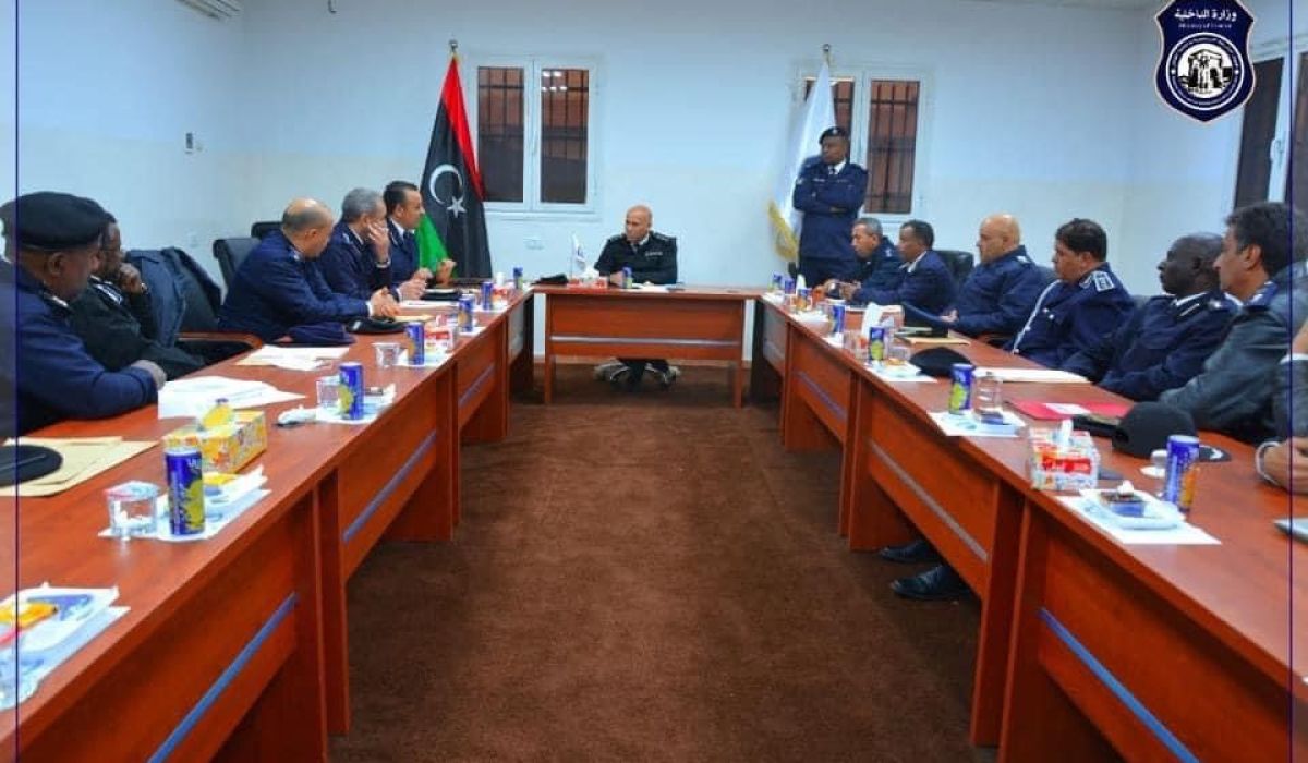 جهاز الشرطة السياحية وحماية الآثار يعقد اجتماعاً مع مدراء الفروع على مستوى البلاد