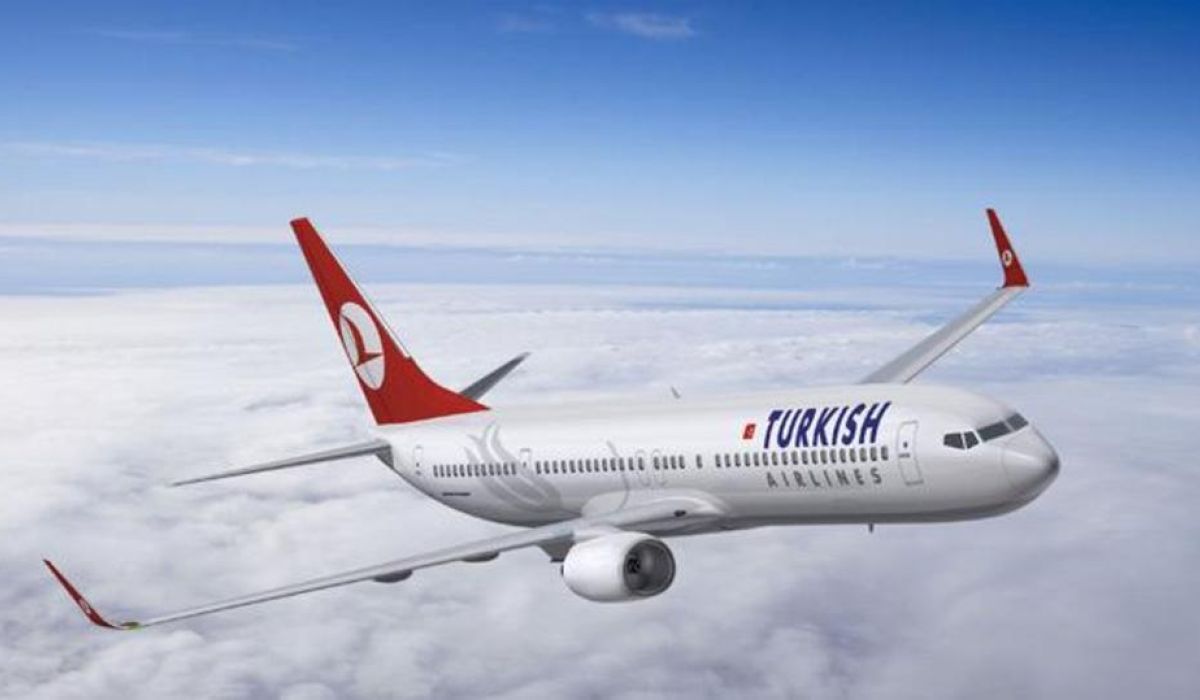 وفد تركي يتفقد مطار معيتيقة استعداداً لعودة الخطوط التركية لتسيير رحلاتها منه