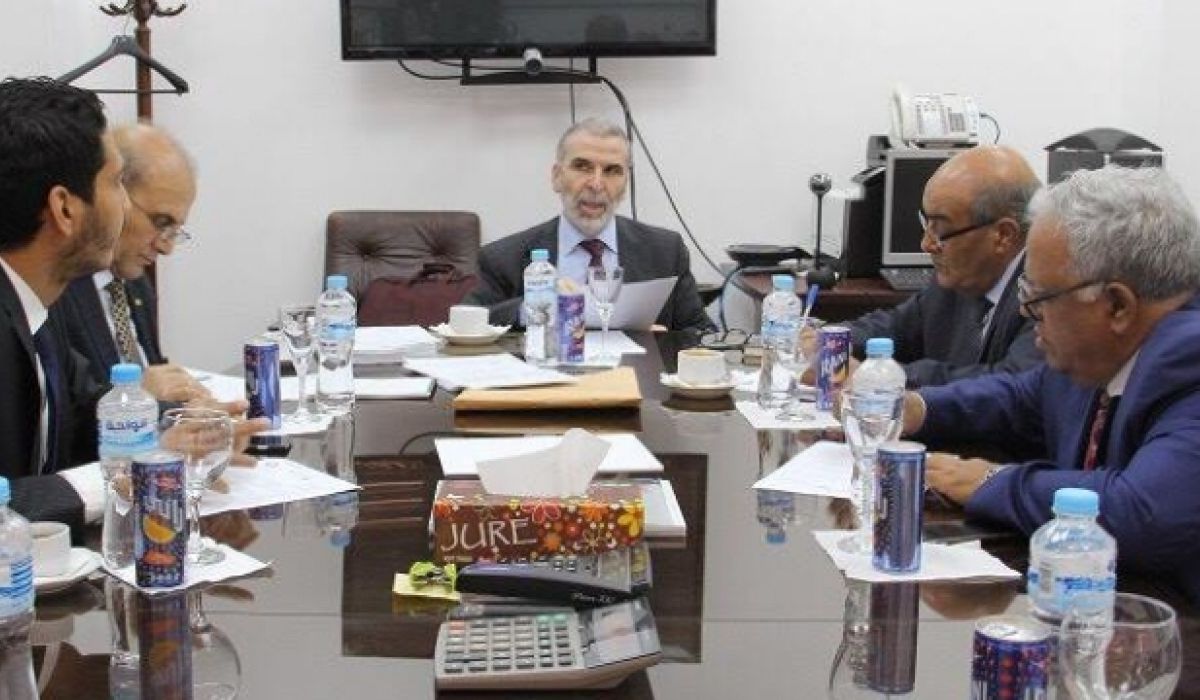 خاص..بالقوانين: مسؤول بالمالية يكشف سلب مجلس إدارة مؤسسة النفط اختصاصاتهم بإلغاء توقيعات المراقب المالي.. ويفصح عن خلل في هيكليتها