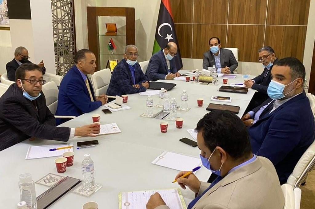 معيتيق يناقش توحيد مؤسسات الدولة