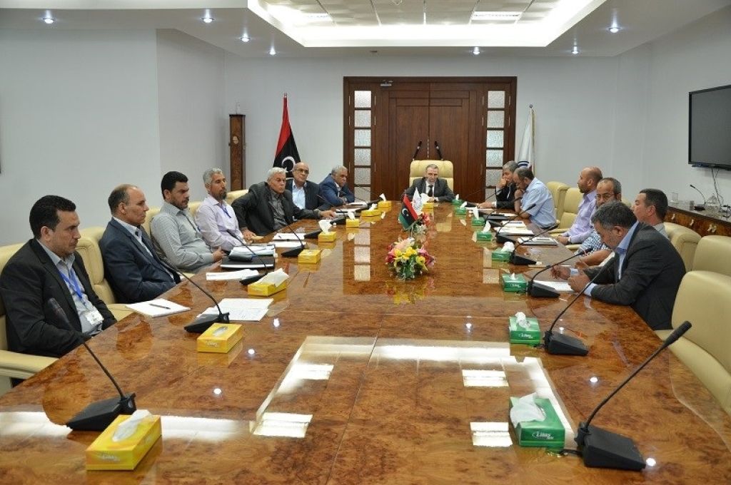 صيانة المرافق العامة ببلدية طرابلس المركز تواصل أعمالها