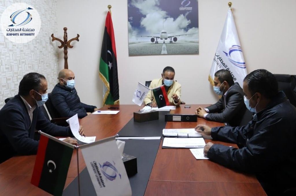 حصري: مدير مكتب محافظ المركزي بطرابلس "التونسي" يصرح لصدى ويؤكد أن الكمية الأولية المتعاقد عليها من فئة العملة الجديدة 5 دينار تبلغ 5 مليار دينار