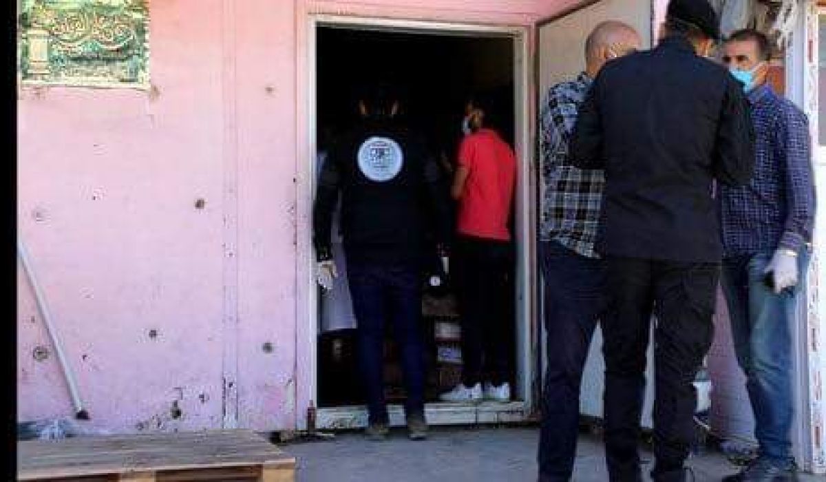 جولة تفتيشية للرقابة على الأغذية والأدوية والحرس البلدي داخل ثلاجات السبعة بطرابلس