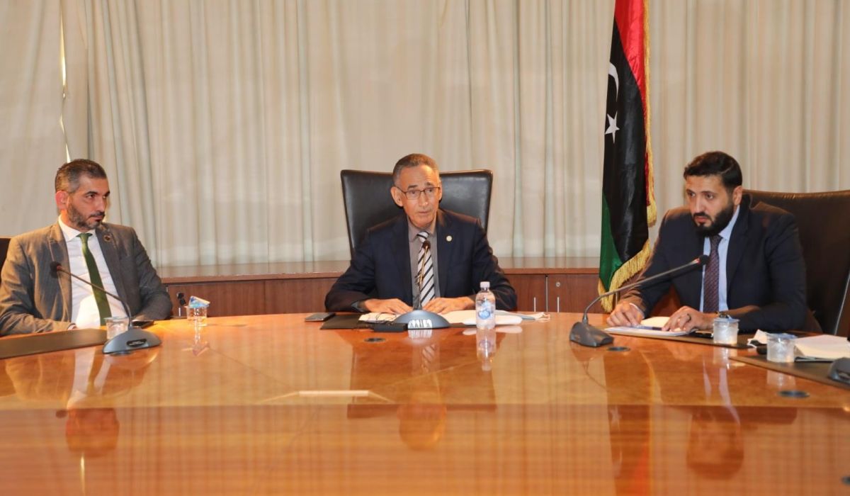 وزير الاقتصاد يؤكد العمل على تنظيم عملية توريد القمح من خلال وضع آلية بالتنسيق مع مصرف ليبيا المركزي