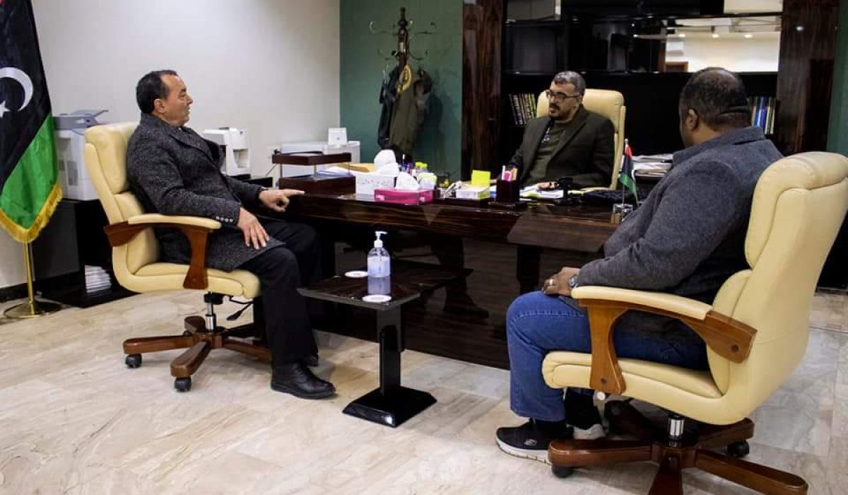 وزير الحكم المحلي يتابع أنشطة جهاز الحرس البلدي من خلال تأمين سلامة المواطنين بالنسبة للأمن الغذائي والدوائي ومكافحة المخالفات