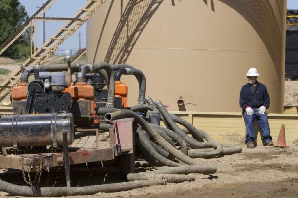 شركة الاتصالات القابضة تعقد ورشة عمل لمناقشة الخطوات العملية لتطوير قطاع الاتصالات في ليبيا