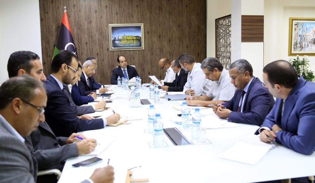 معيتيق يبحث توفير المياه لكل المدن الليبية