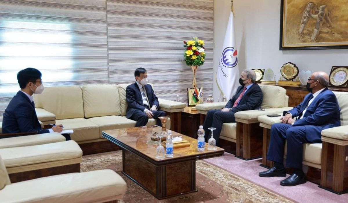 صنع الله يستقبل السفير الصيني لدى ليبيا