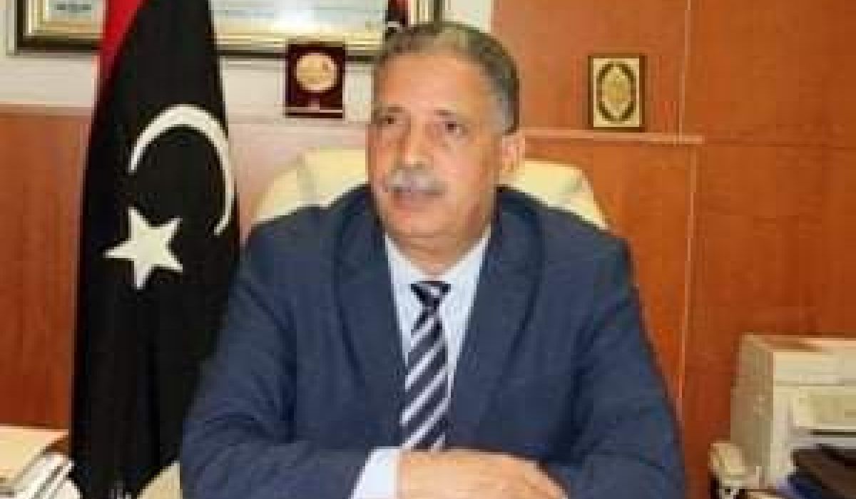 وزير المواصلات يكلف رئيسا مؤقتا لمصلحة الطيران المدني