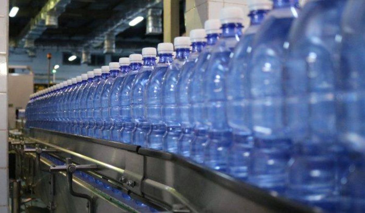 بلدية طرابلس المركز: حملة واسعة النطاق للكشف عن جودة مياه الشرب المعبأة