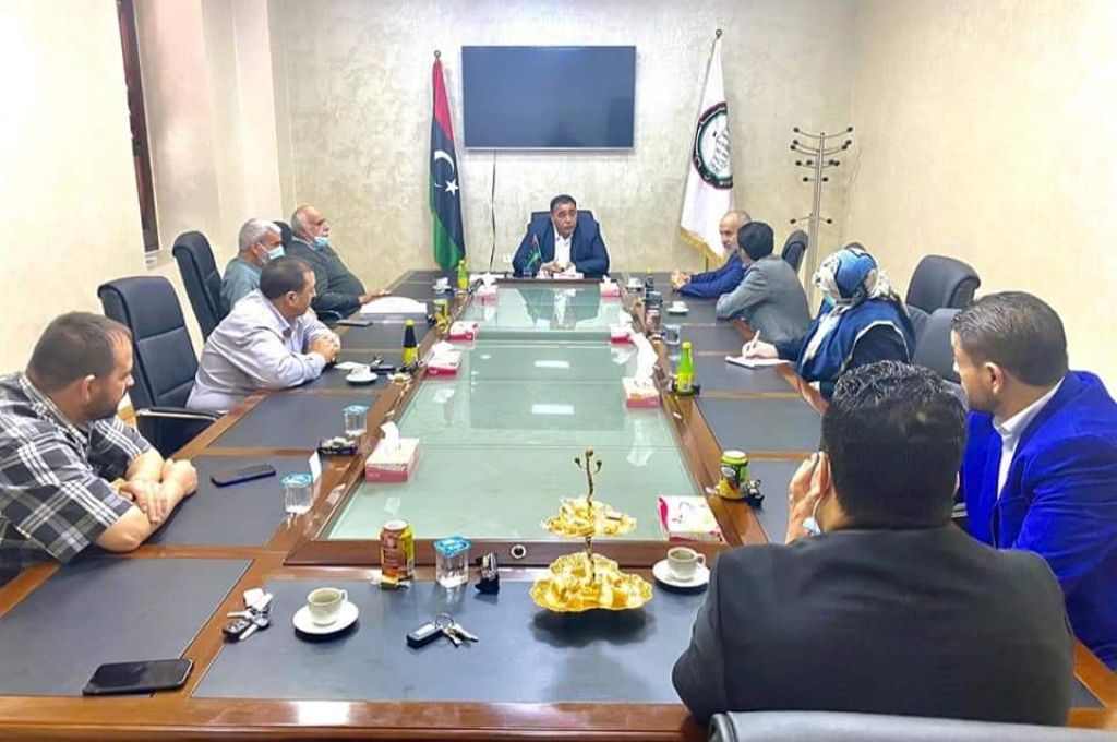 مركزي البيضاء يشكل لجنة لدراسة تعديل سعر الصرف