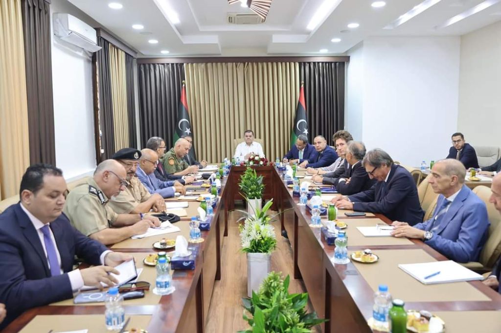 ديوان المحاسبة يكشف خلال تقريره للعام 2021 عن تفاصيل قرار اعتماد الاتفاق الحكومي 2021 م (بديل الموازنة العامة )
