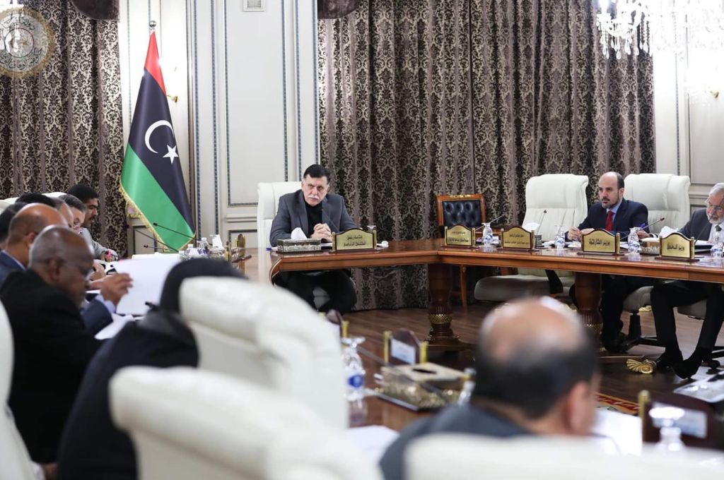 المرافق التعليمية تؤكد على وجوب انهاء عقود الشركات المتقاعسة في تنفيذ المشاريع حفظا للمال العام