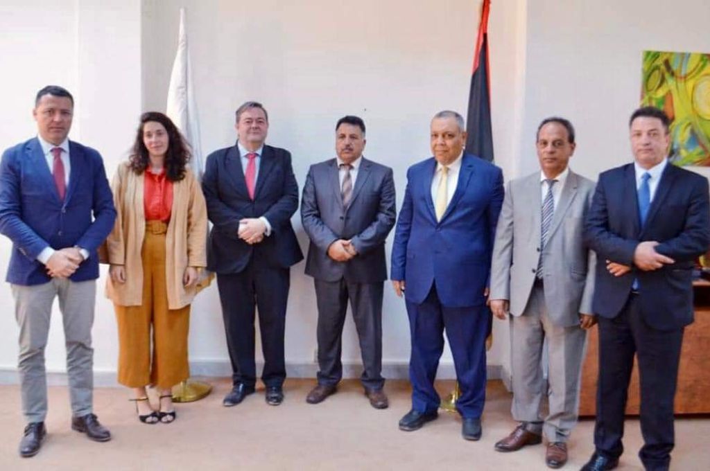 " الوطنية لنفط " تتابع أعمال إدارة الصحة والسلامة والبيئة بالشركات النفطية